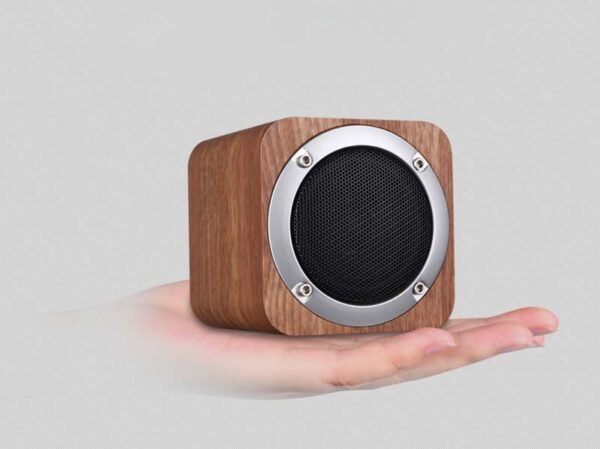 wooden bluetooth speaker